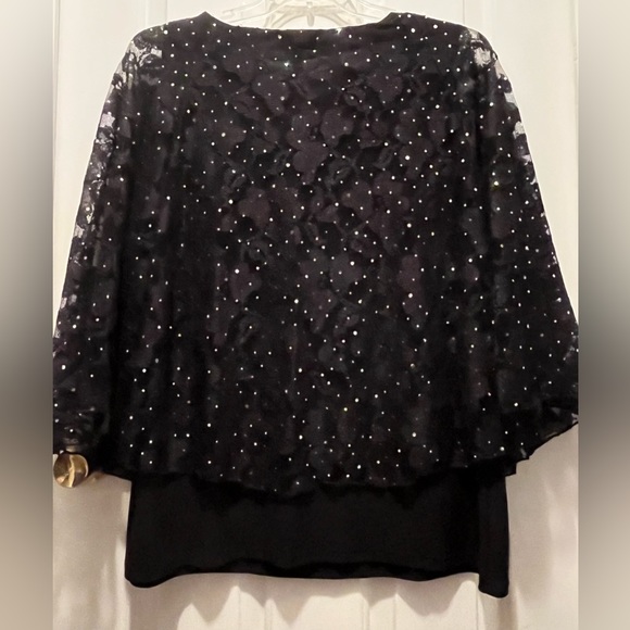Essentials Womens 1X Black Lace V-Neck Bling Poncho Top - Picture 3 of 9